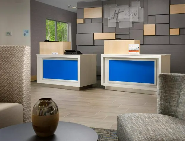 Holiday Inn Express & Suites Altoona by IHG hotel detail image 2