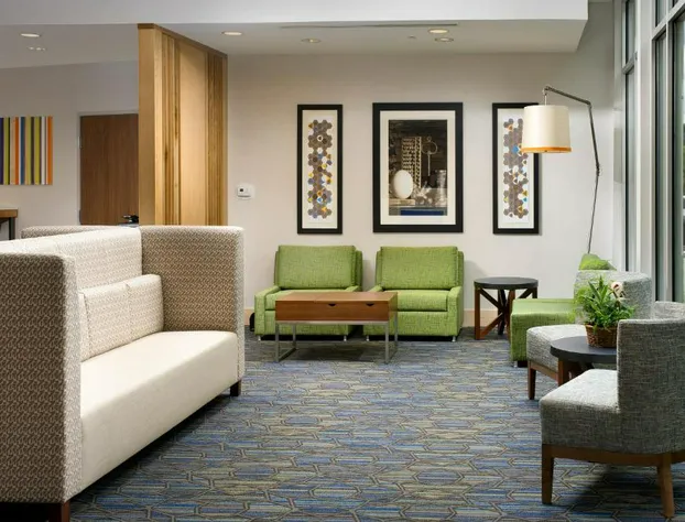 Holiday Inn Express & Suites Altoona by IHG hotel detail image 3