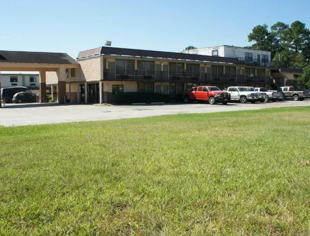 Executive Inn & Suites hotel detail image 1