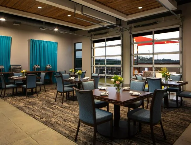 Hotel Indigo Tuscaloosa Downtown by IHG hotel detail image 1