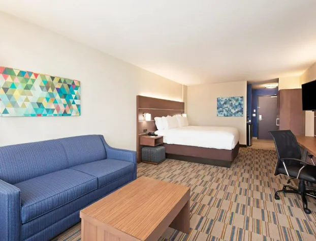 Holiday Inn Express & Suites Uniontown by IHG hotel detail image 4