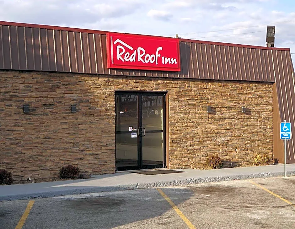 Red Roof Inn Indianapolis - Castleton hotel hero