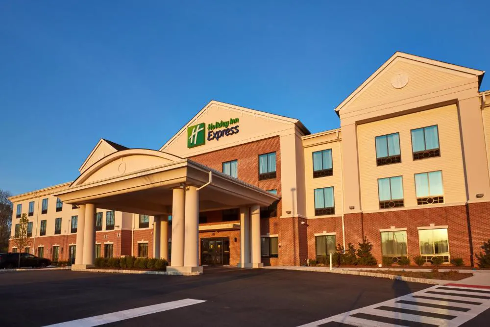 Holiday Inn Express Bordentown - Trenton South by IHG hotel hero
