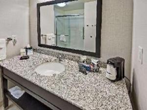 Hampton Inn Indianola hotel detail image 3