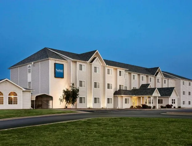 Travelodge by Wyndham Fort Scott hotel detail image 1