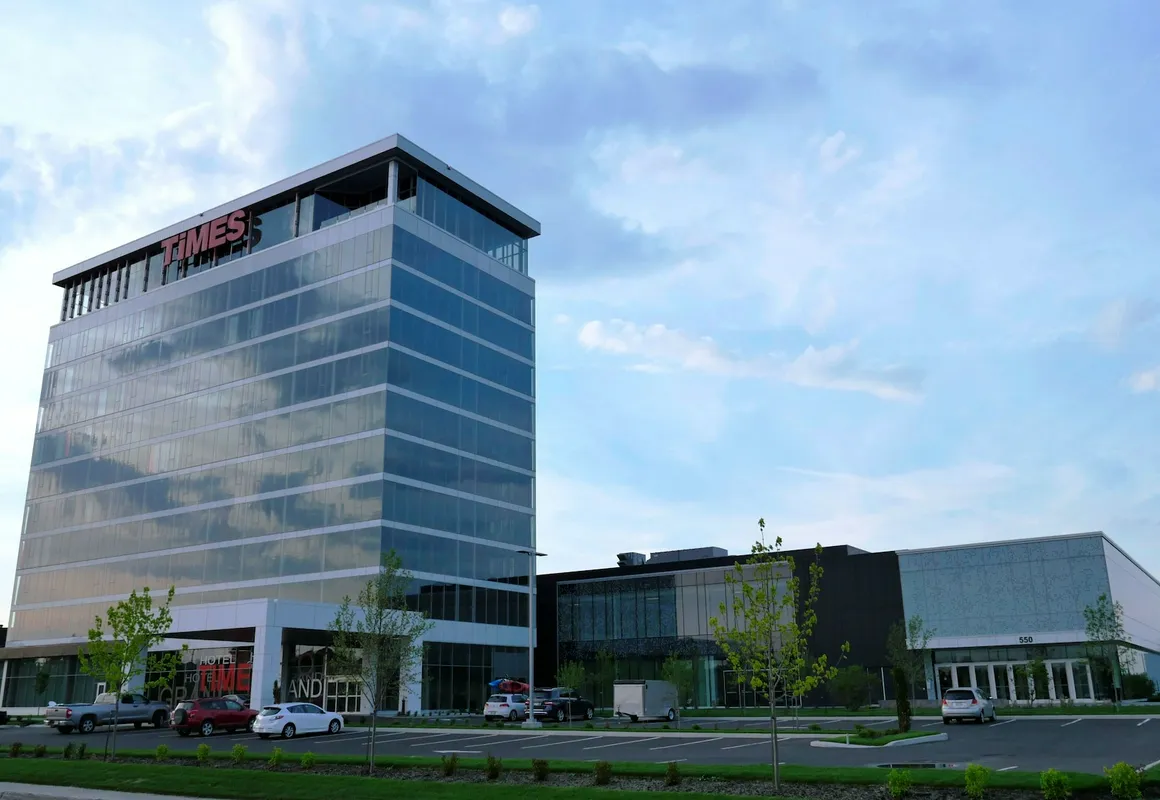 Grand Times Hotel Drummondville hotel hero