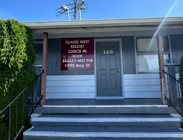 Island West Resort hotel detail image 3