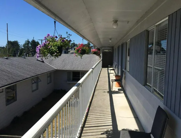 Island West Resort hotel detail image 4