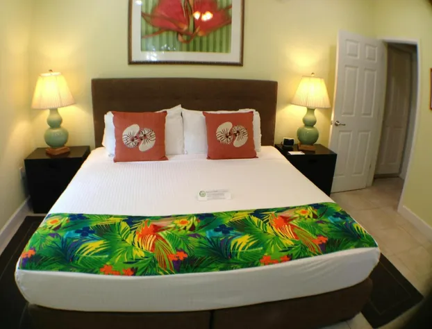 Travelers Palm hotel detail image 2