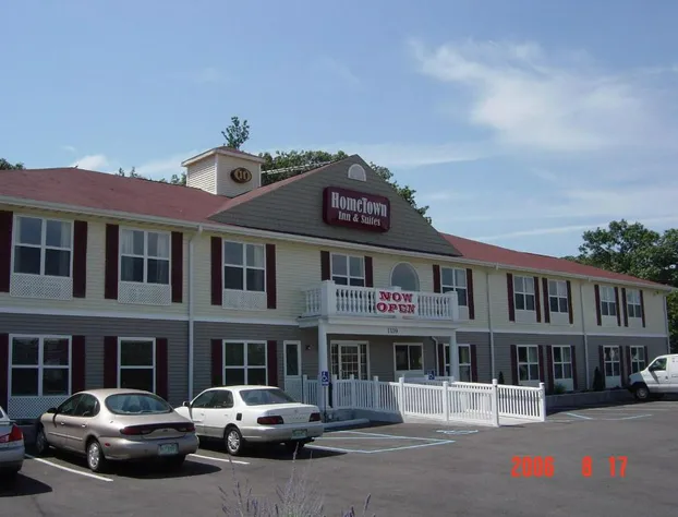 HomeTown Inn & Suites hotel detail image 4