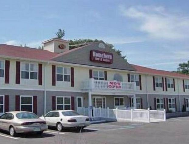 HomeTown Inn & Suites hotel detail image 2