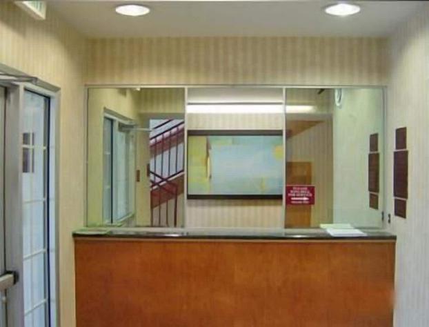HomeTown Inn & Suites hotel detail image 4