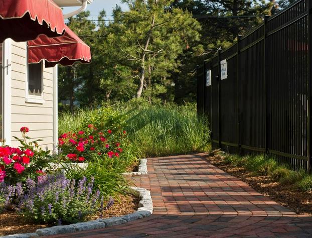 Wellfleet Motel and Lodge hotel detail image 2