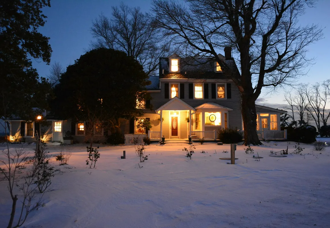 Black Walnut Point Inn hotel hero