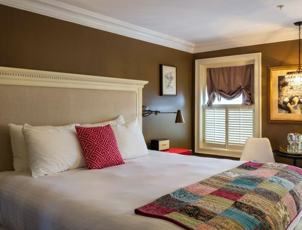 Logan Inn hotel detail image 3