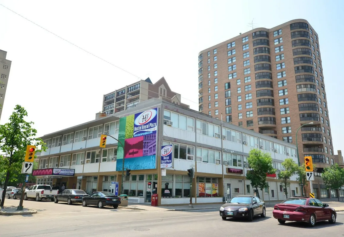 Hotel Royal Plaza hotel hero