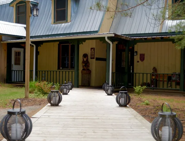 Auberge Le Cosy hotel detail image 1