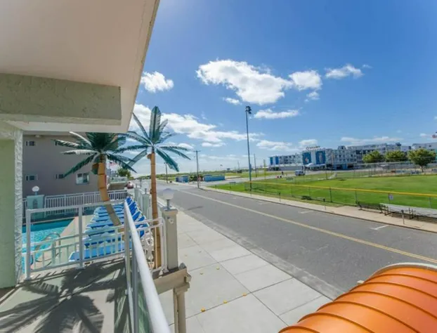 Crystal Beach Motor Inn hotel detail image 4