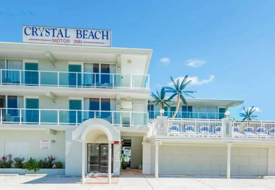 Crystal Beach Motor Inn hotel hero