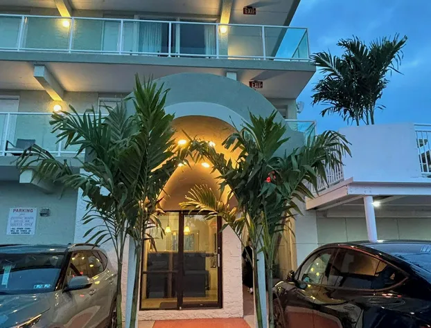 Crystal Beach Motor Inn hotel detail image 1