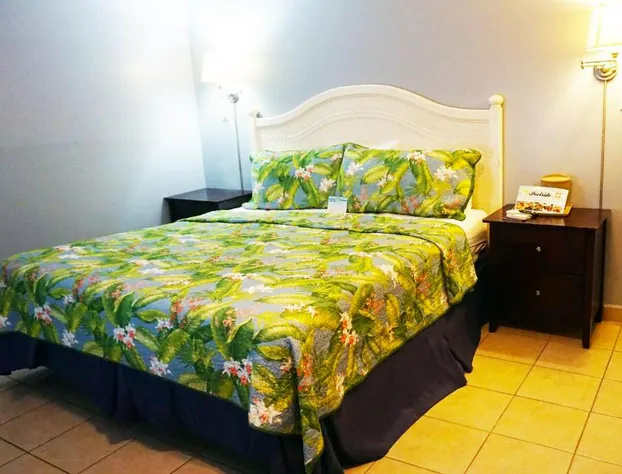 Upper Deck Hotel and Bar - Adults Only hotel detail image 2