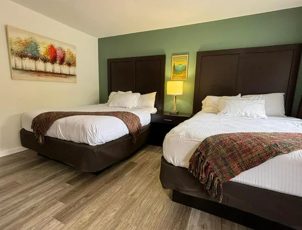 Castlewood Inn hotel detail image 4