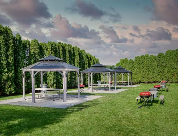 Grand Marquis Waterpark Hotel & Suites hotel detail image 2