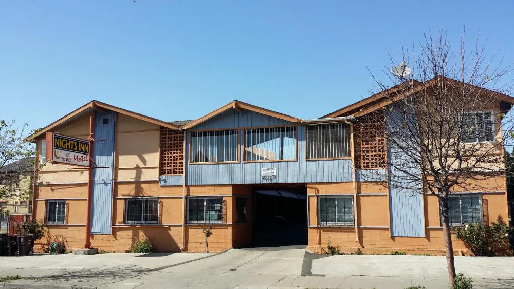 Nights Inn Motel hotel hero