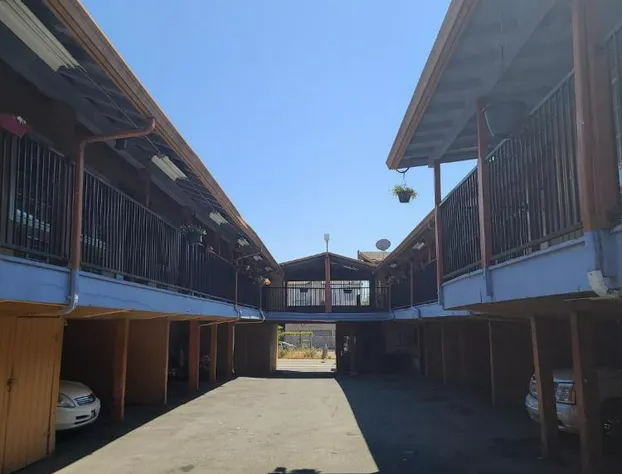 Nights Inn Motel hotel detail image 3