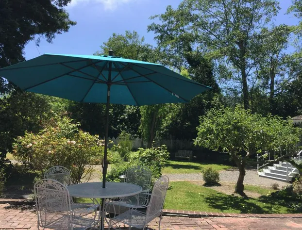 Shaw House Inn hotel detail image 2