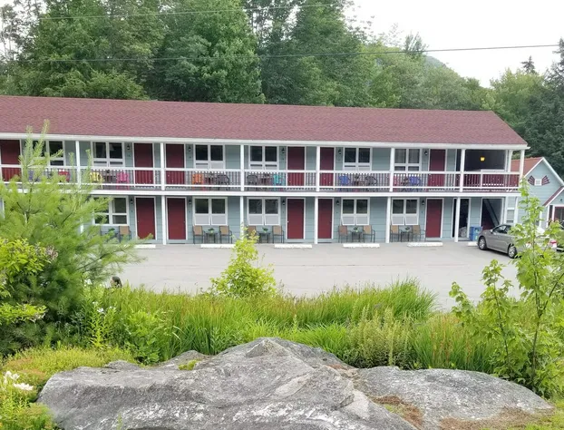 White Mountain Motel And Cottages hotel detail image 1