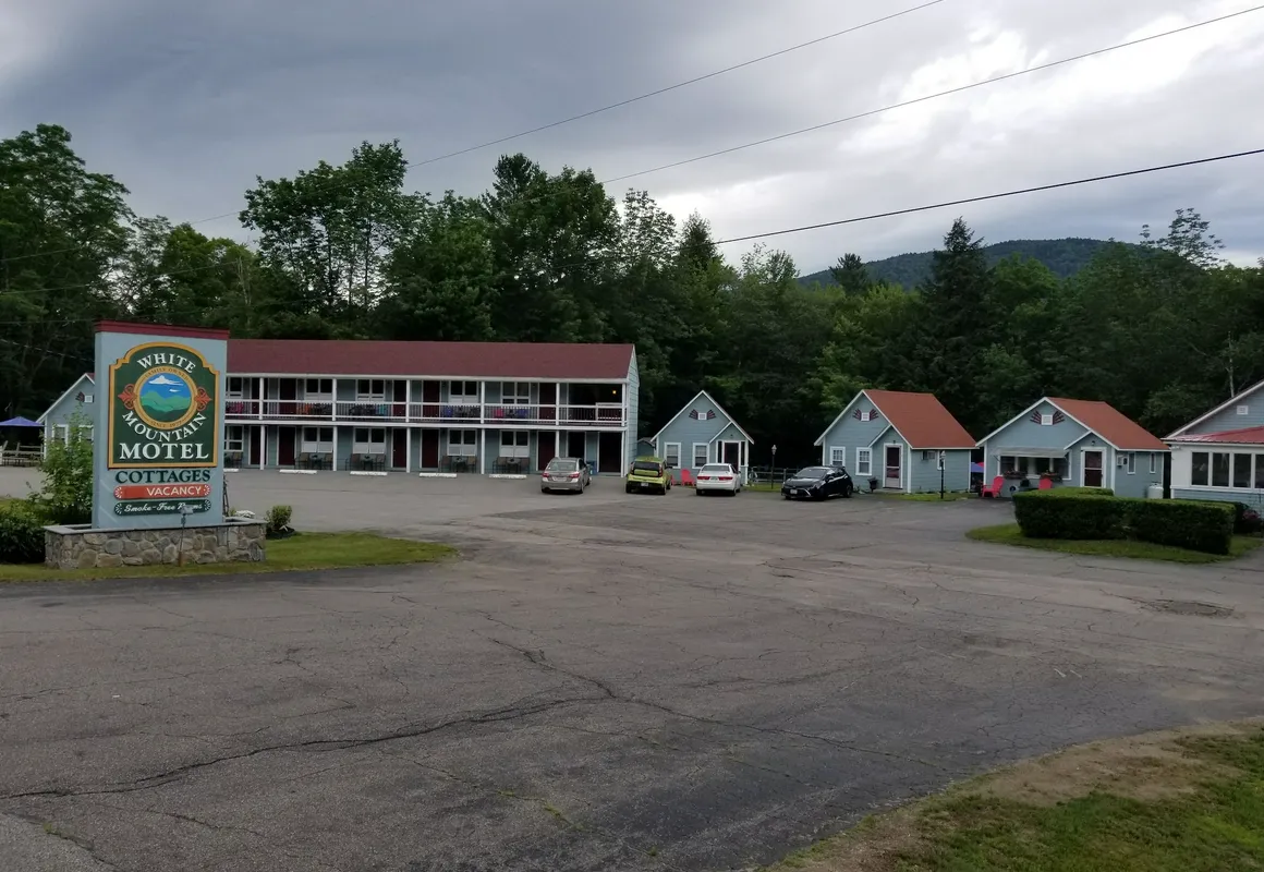 White Mountain Motel And Cottages hotel hero