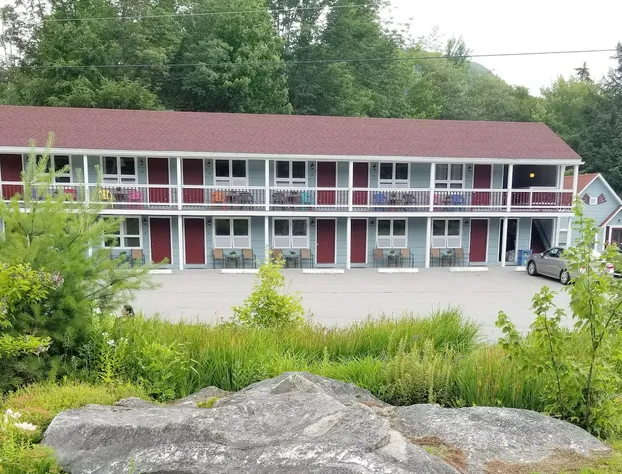 White Mountain Motel And Cottages hotel detail image 2