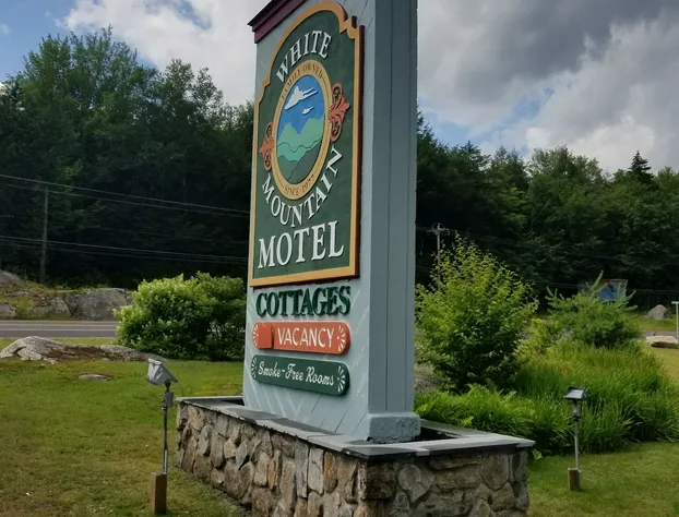 White Mountain Motel And Cottages hotel detail image 4