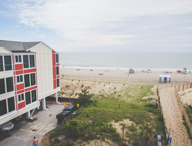 Surf Club Oceanfront Hotel hotel detail image 4