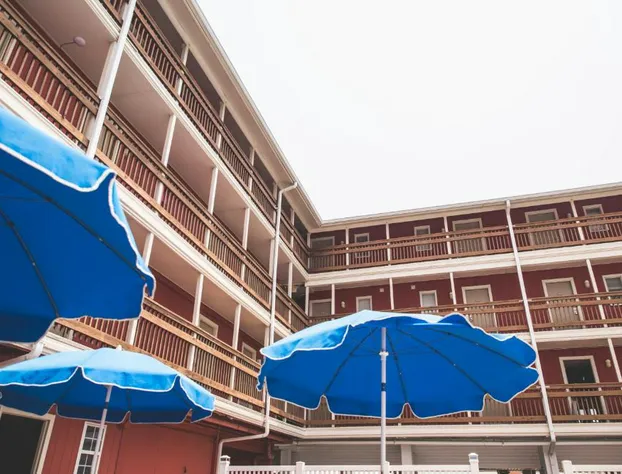 Surf Club Oceanfront Hotel hotel detail image 1