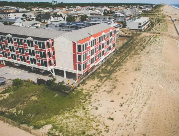Surf Club Oceanfront Hotel hotel detail image 2