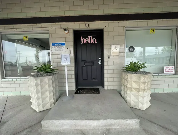 Rainbow Motel hotel detail image 4