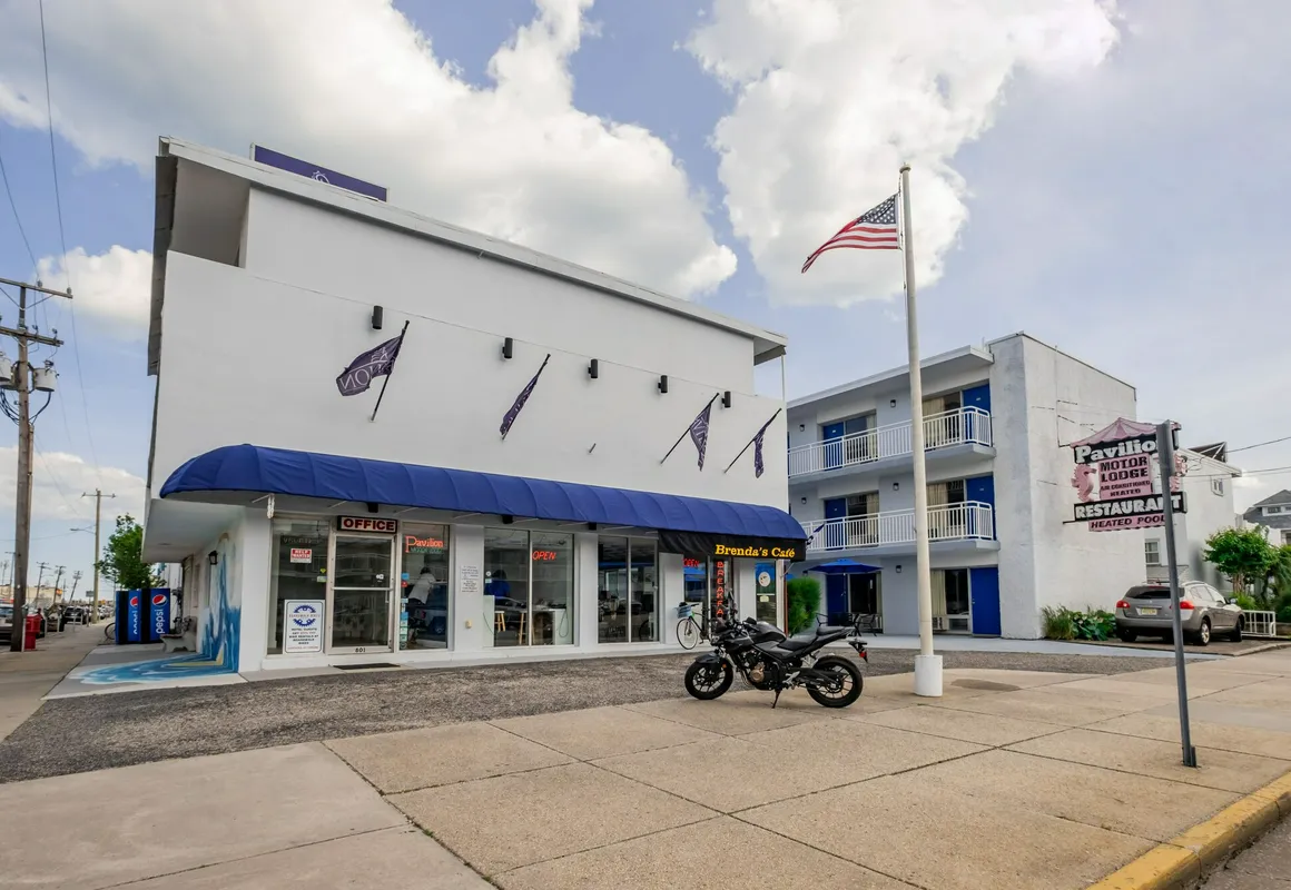 Pavilion Motor Lodge hotel hero