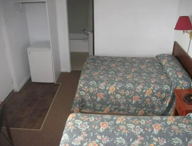 Summerside Motel & Cottages hotel detail image 1