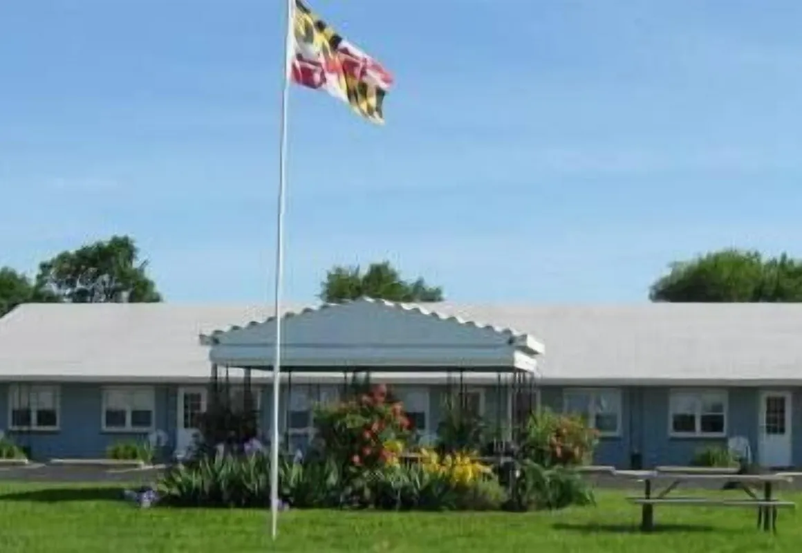 Mariners Motel hotel hero