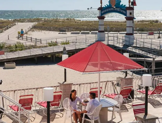 Matador Oceanfront Resort hotel detail image 4