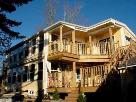 Beach Cottage Inn hotel detail image 1