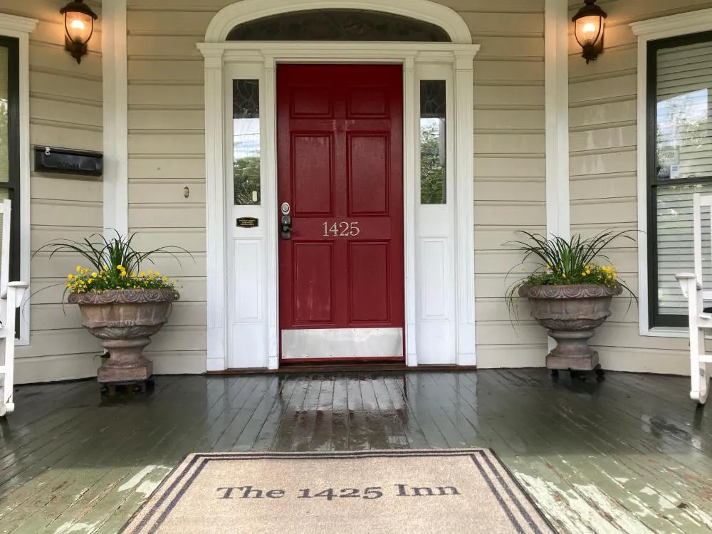 The 1425 Inn hotel hero