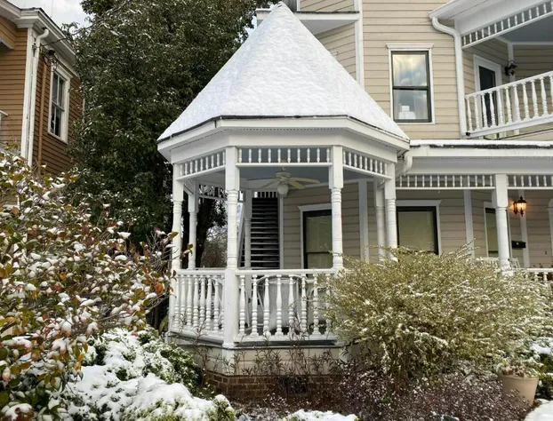 The 1425 Inn hotel detail image 3