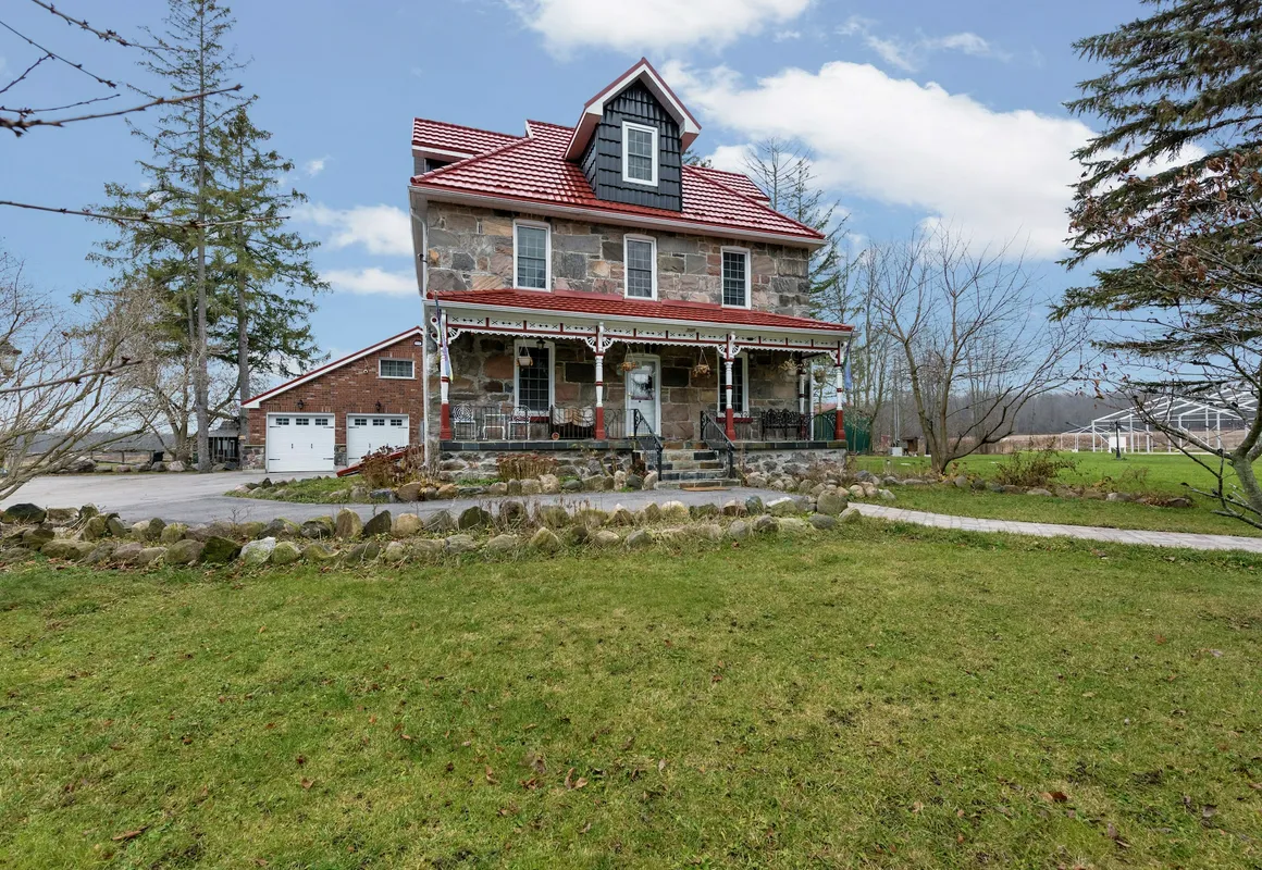 CastleView Inn by Elevate Rooms hotel hero