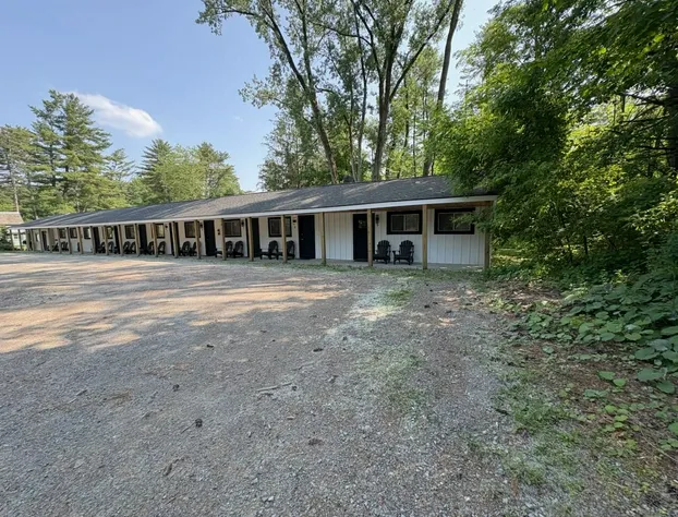 Saratoga Garden Motel hotel detail image 1