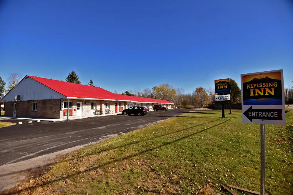 Nipissing Inn hotel hero