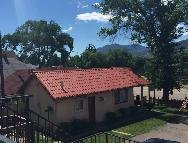 Garden of the Gods Motel hotel detail image 2