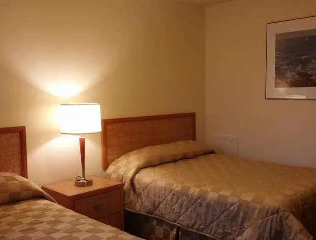 Traveller's Choice Motel hotel detail image 2